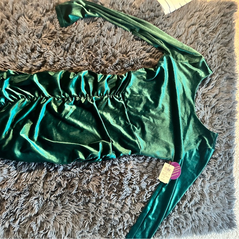 Brand new Windsor dress